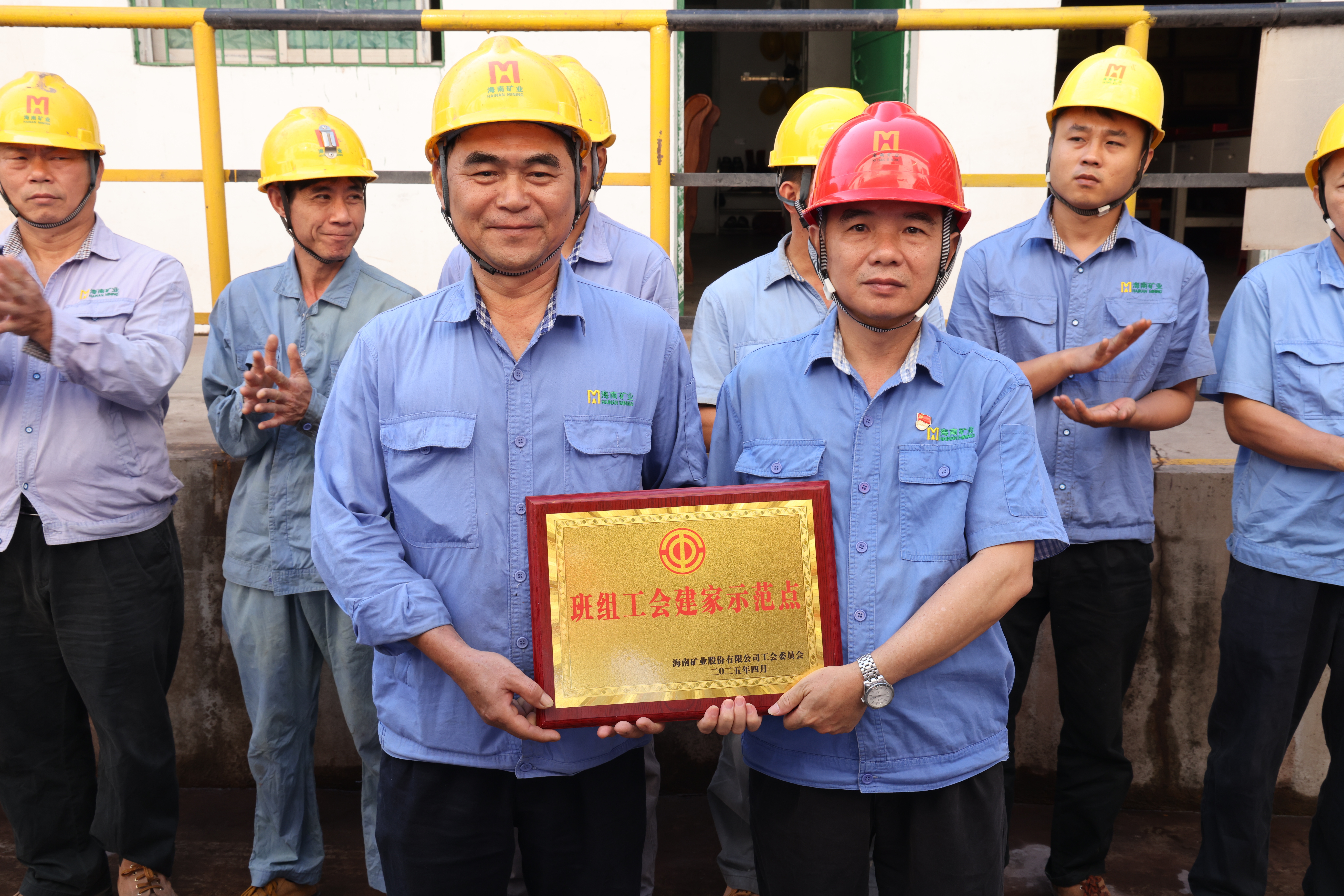 起劲施展职工“外家人”作用，，，，，切实解决急难愁盼问题